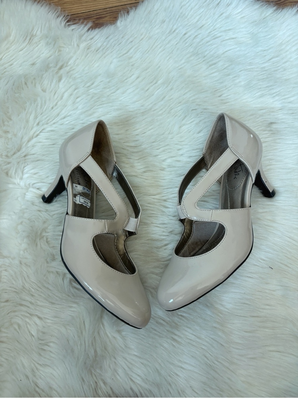 Tan Faux Patent Leather Kitten Heels